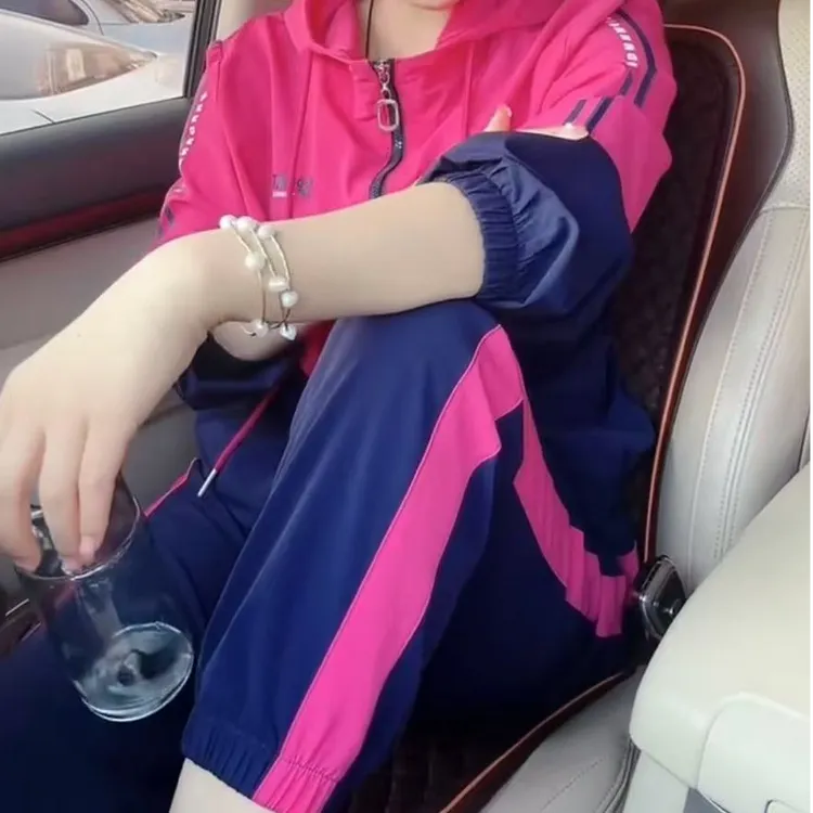 套装秋季女新款洋气拼色带帽上衣+裤子两件套休闲百搭连帽运动   