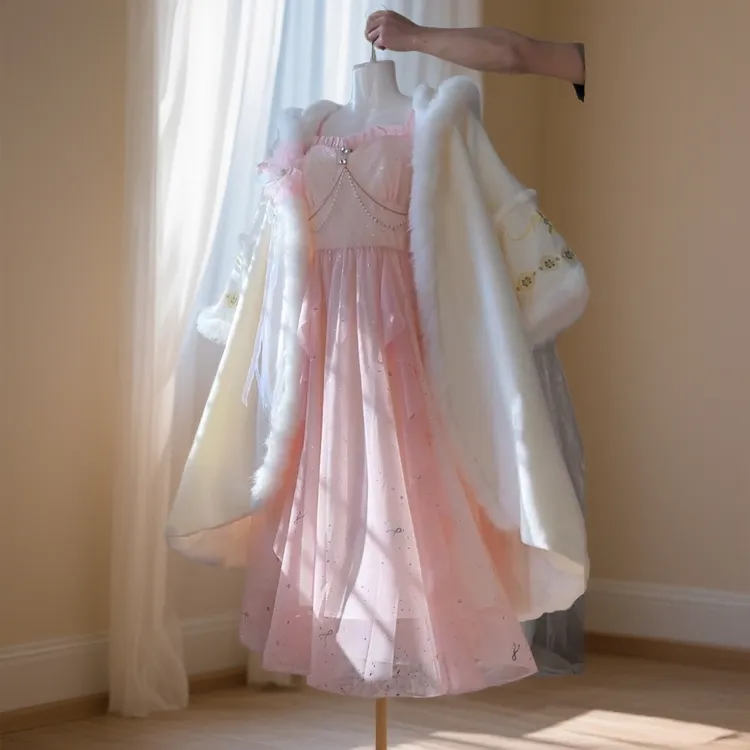 源头首发设计款花朵蝴蝶飘带爱心亮钻挂链新中式连衣裙仙女裙秋冬