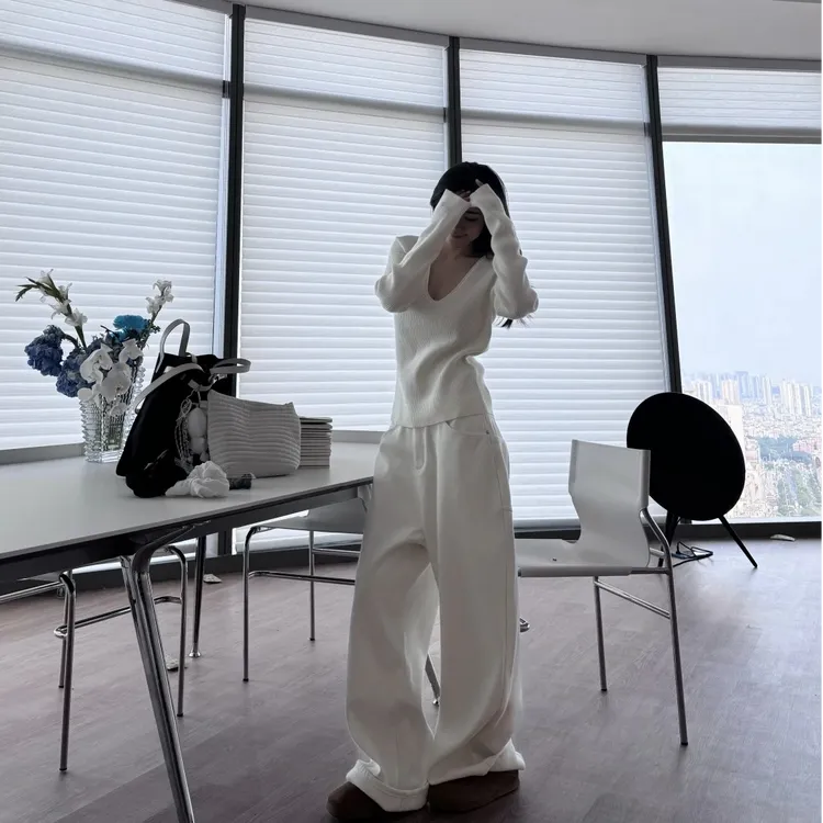 2025春季新款卷边坑条U领纯色打底针织衫休闲百搭显瘦长袖上衣