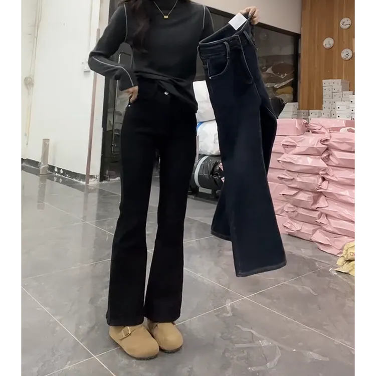 加绒加厚窄版牛仔裤女2025秋冬新款高腰显瘦纤巧修身塑形微喇裤子