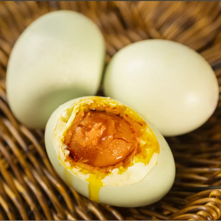 【特大蛋10枚】嘎嘎油咸鸭蛋70-80克10枚特大蛋裸蛋流油起沙熟TY