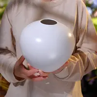 圆形陶瓷花瓶胖墩白色陶瓷花瓶仿真花鲜花可水培花瓶