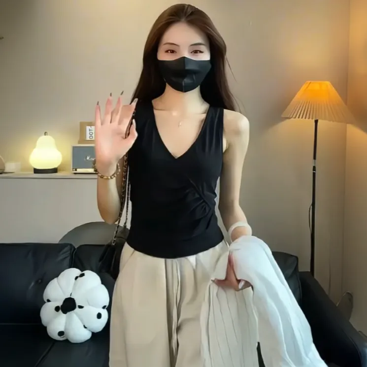 V领无袖背心白色褶皱拼接吊带女夏季内搭修身设计感外穿显瘦上衣