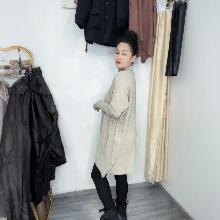 新款休闲时尚打底百搭款