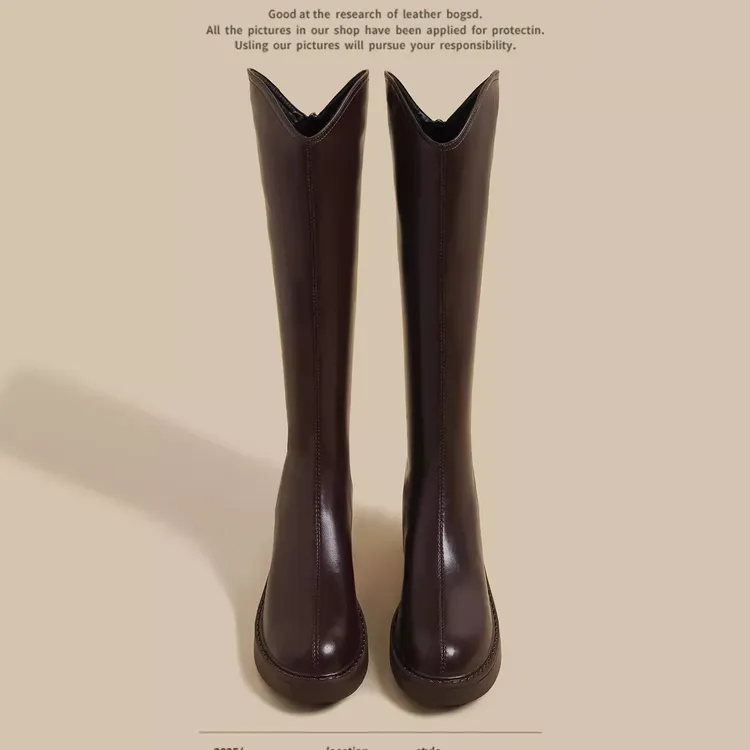 2025秋冬季新款v口骑士长靴女棕色百搭中粗跟后拉链不过膝长筒靴