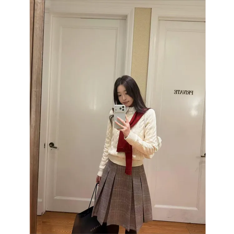 圣诞限定 气质百搭麻花纹毛衣+围巾L2352