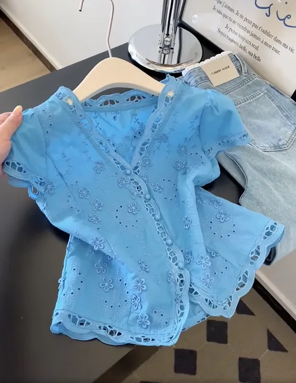韩系蕾丝碎花刺绣短袖衬衫女夏季新款小众设计感减龄短款上衣2025