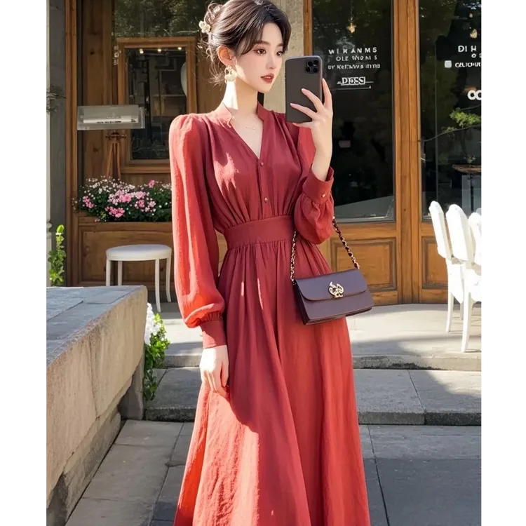 气质女人味夏季连衣裙女洋气减龄百搭中长款显瘦收腰长袖裙子潮