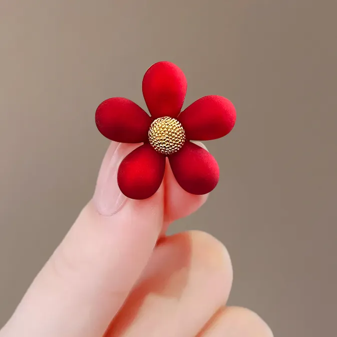 合金胸针 喜庆小红花胸针女精致时尚红色花朵胸花新年结婚配饰