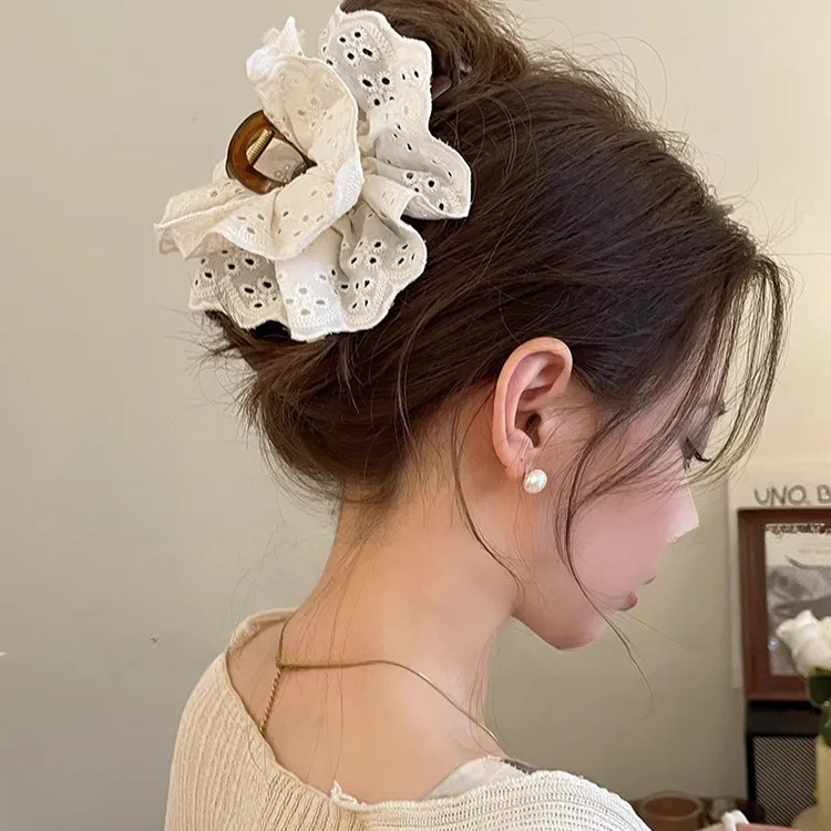 法式复古花朵发夹女后脑勺鲨鱼夹大号优雅仙气抓夹2025新款高级感