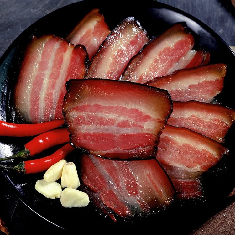 四川正宗苗家生态粮食土猪柴火烟熏腊肉肥而不腻肉质紧实