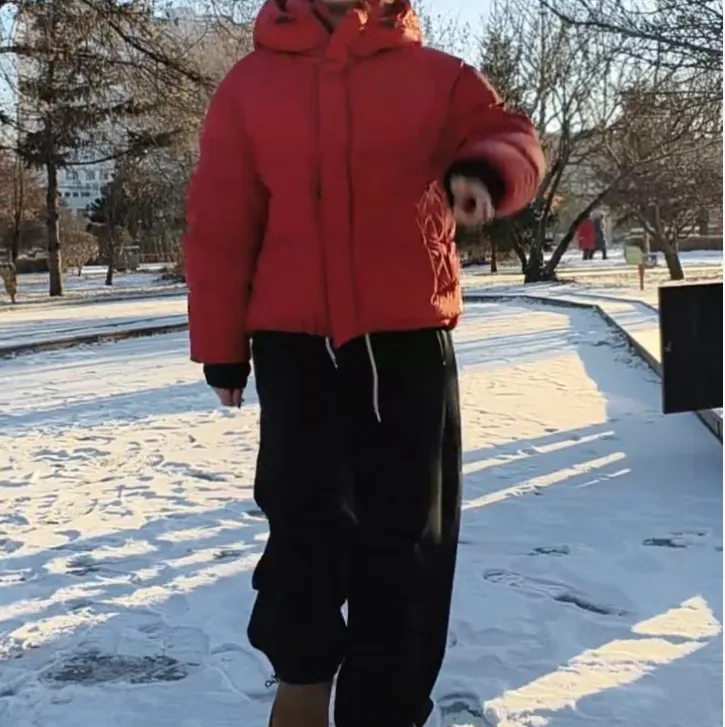 时尚潮流百搭精品女装dgd8608