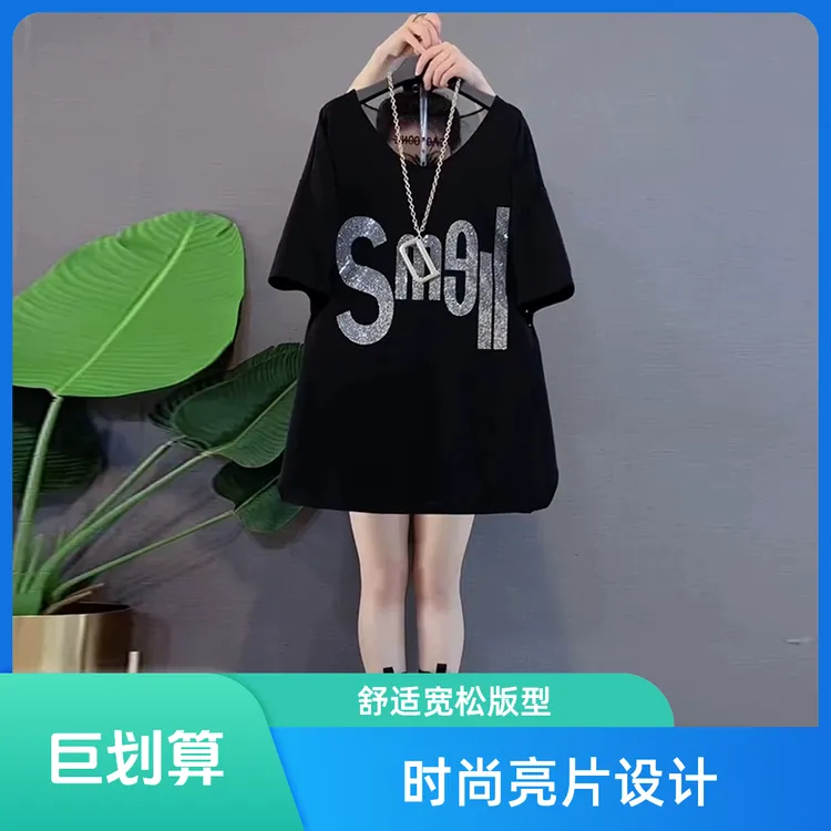 时尚胖MM宽松黑色夏季圆领短袖休闲烫钻蕾丝减龄2025显瘦新款T恤
