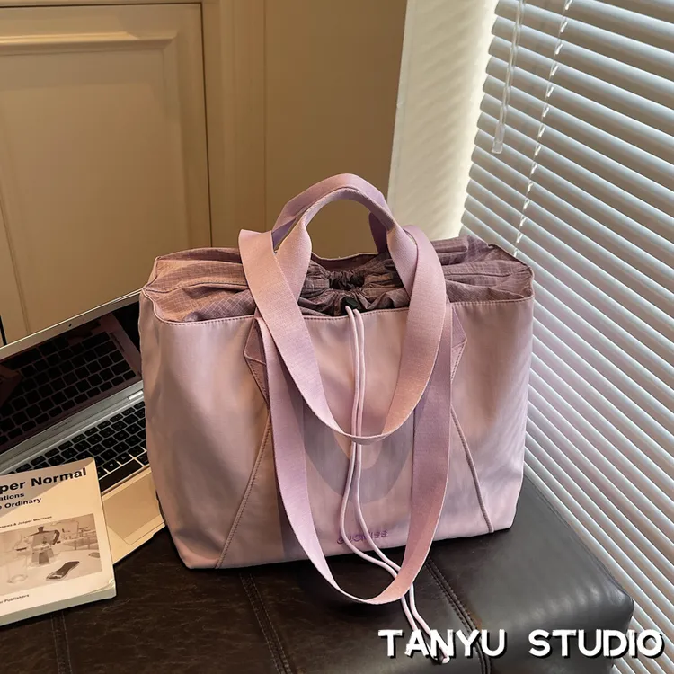 探屿大容量手提短途旅行包女士时尚通勤托特包运动健身便携单肩包