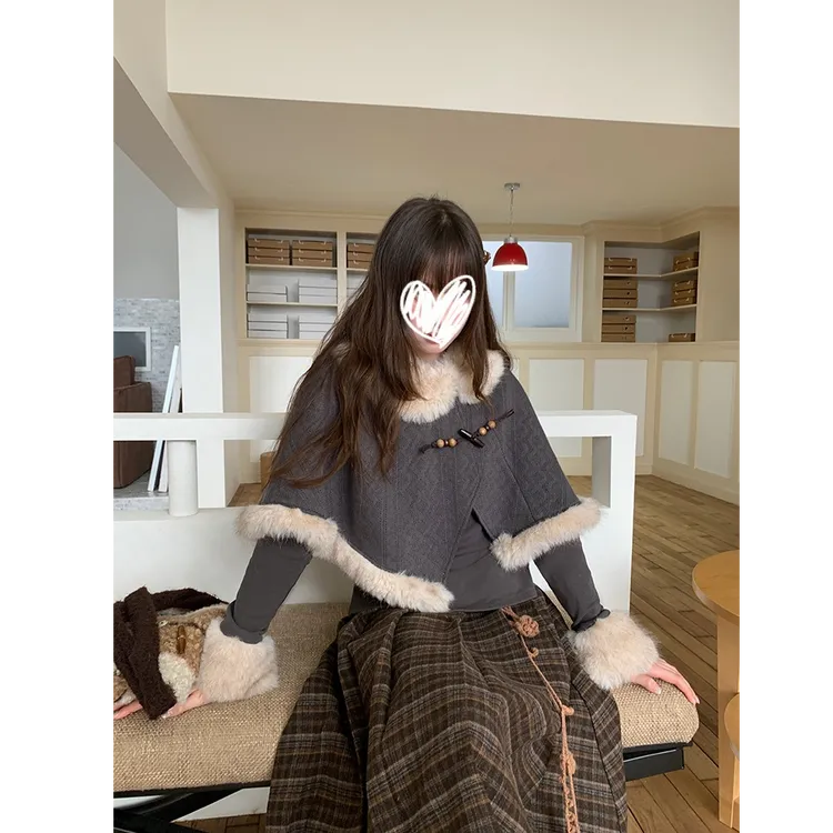 复古矿野灰斗篷+内搭+格纹半裙三件套宽松氛围感小众呢子外套裙子