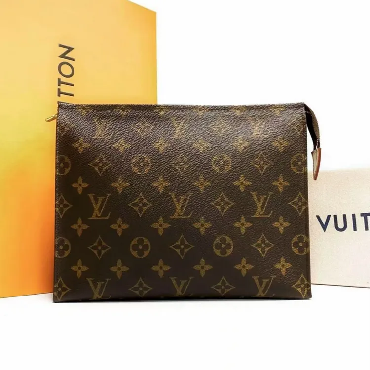 95新 LouisVuitton/路易威登 26洗漱手拿包单肩包