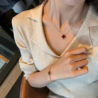 1263项链-750黄金18k玫瑰金镶钻锁骨链