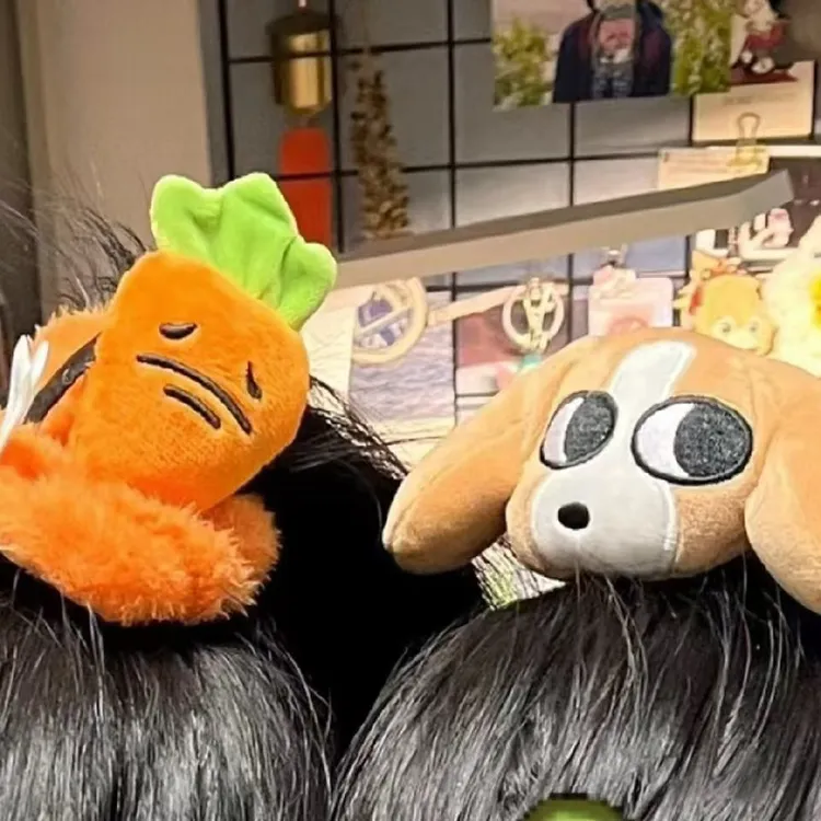 毛绒时尚百搭发绳韩扎头发卡通多栋田中发圈女公仔萝卜弹力系头绳