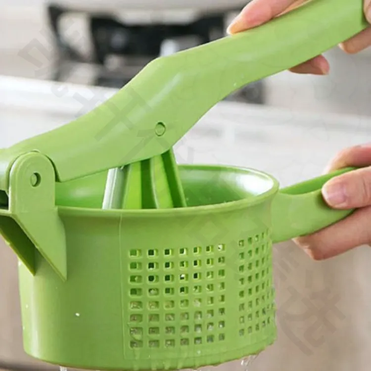 新疆包邮 家用手动挤水器蔬菜脱水器压菜压饺子馅神器