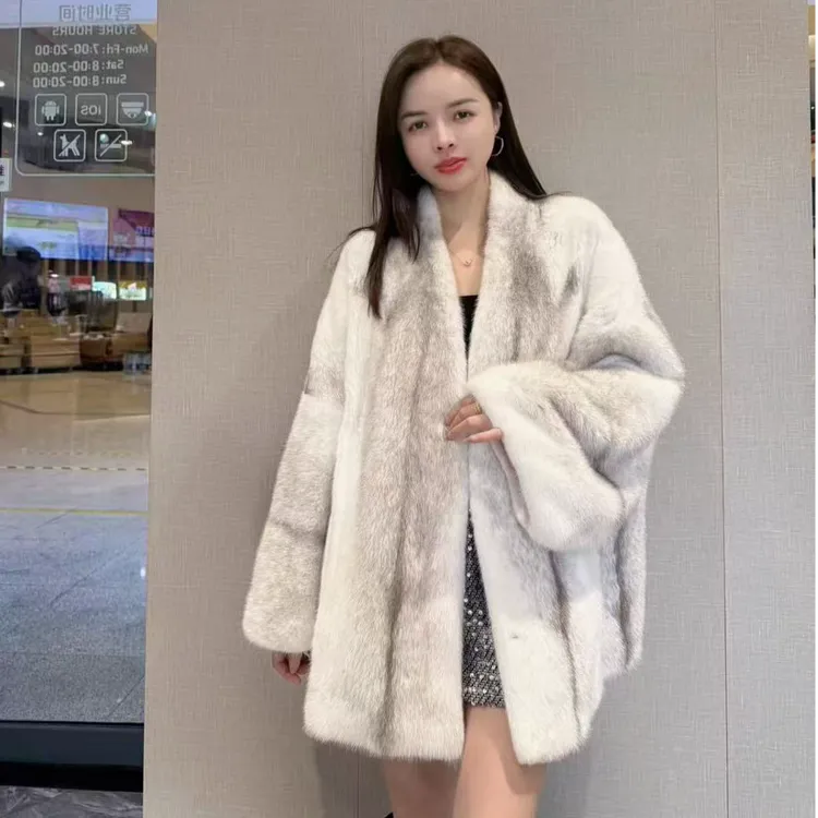 梵琴黛进口皇冠短二母貂整貂中长蝙蝠袖时尚气质慵懒水貂皮草外套