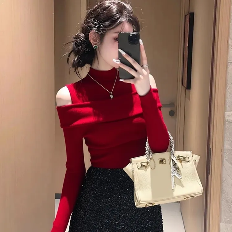 大码女装胖MM新年洋气露肩半高领红色T恤打底衫秋冬内搭长袖上衣