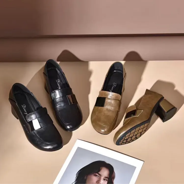 【翘颜品牌】舒适方跟漆皮圆头软皮软底时尚女百搭乐福鞋9877