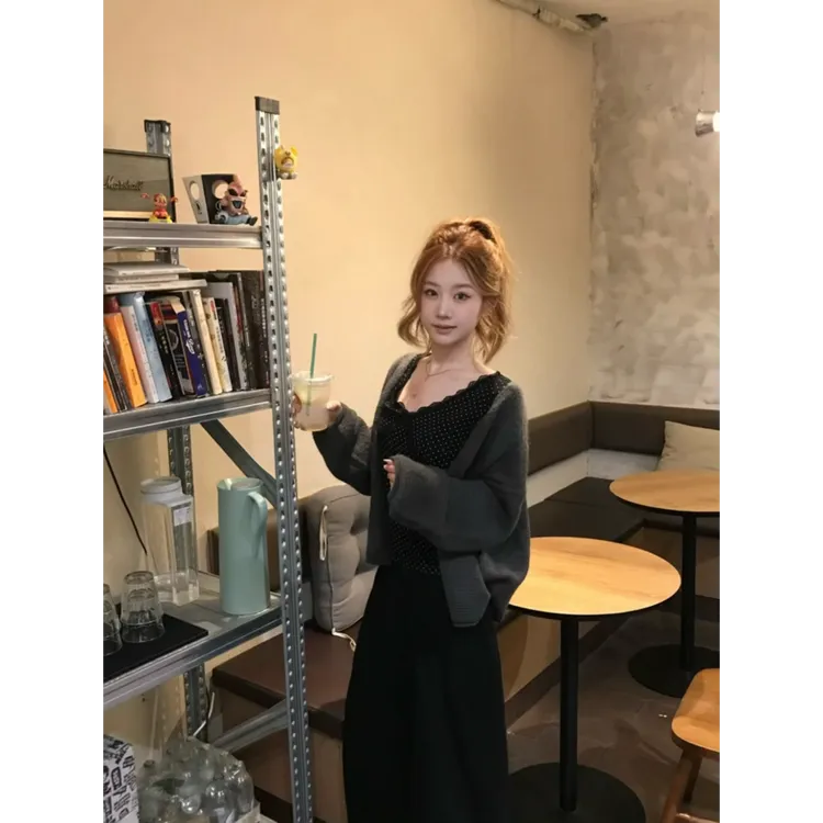 MARIE.COCO韩系纯欲风波点蕾丝吊带外搭针织开衫上衣休闲裤三件套