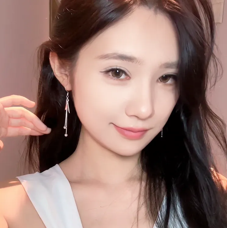 铜合金耳饰 三角流苏银针耳环女2022年新款轻奢小众夏季耳钉耳