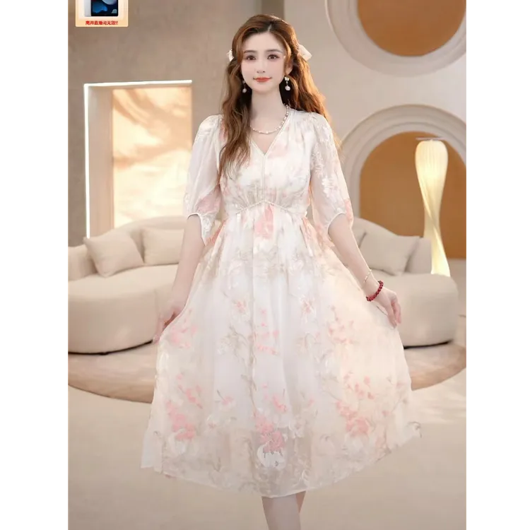 COCO BECCI【金缕桃源】100%桑蚕丝花朵刺绣显瘦连衣裙CFXYB372130