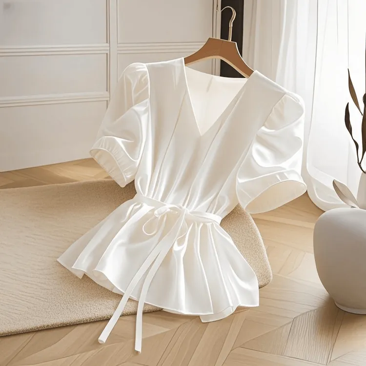 夏轻奢高级感时尚独特漂亮小衫小清新上衣仙气飘飘白色短袖衬衫女