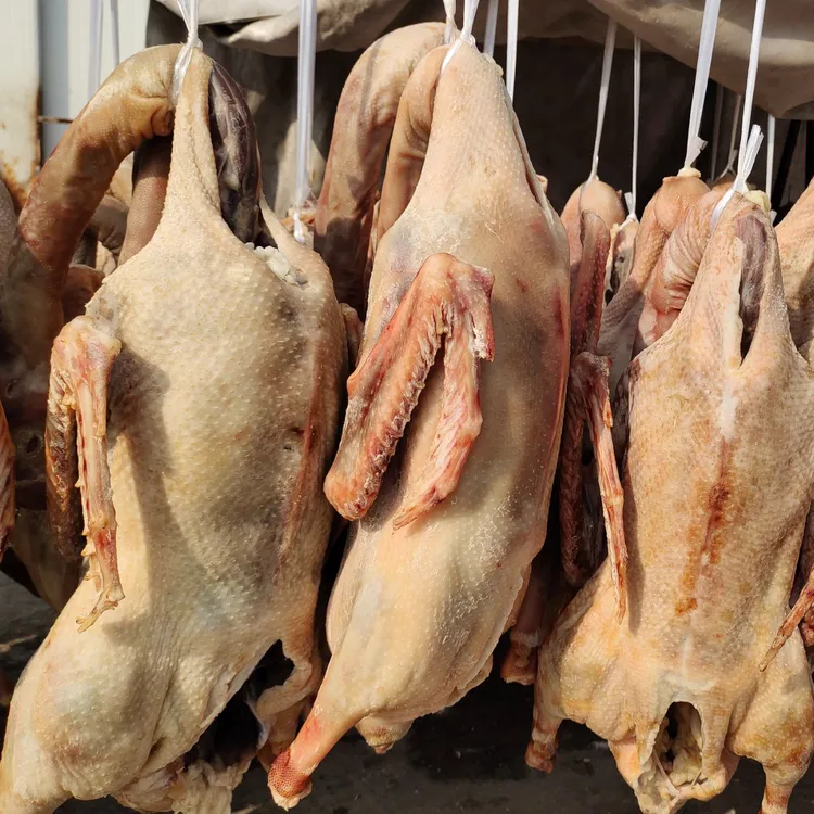 安徽皖西大白鹅咸鹅传统手工腌制