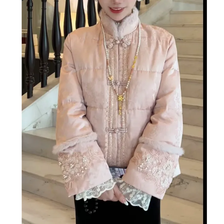 2025新中式国风白鸭绒羽绒服高端重工刺绣亮片袖毛毛领女气质百搭