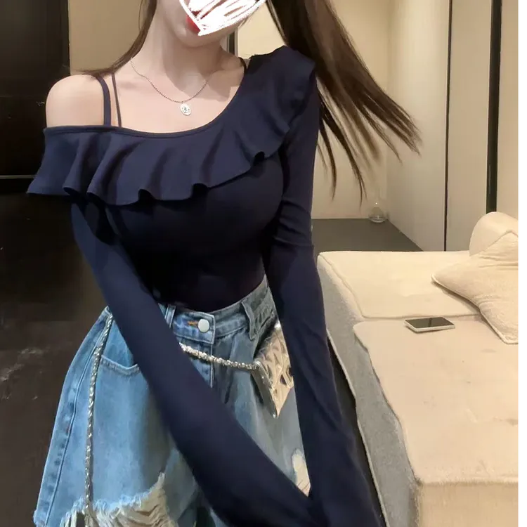 【HuiHui】早秋新款斜肩荷叶边短款上衣
