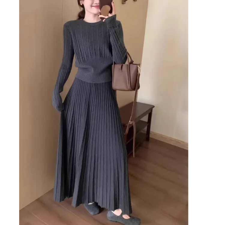 【阮阮专属】韩系早秋穿搭针织百褶半身裙一整套女高级感时尚两件套