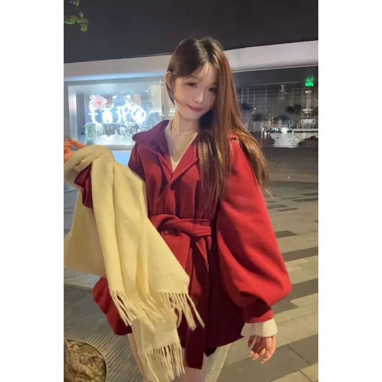 2026新年夹棉连帽风衣外套女冬季收腰显瘦灯笼长袖纯色毛呢大衣潮