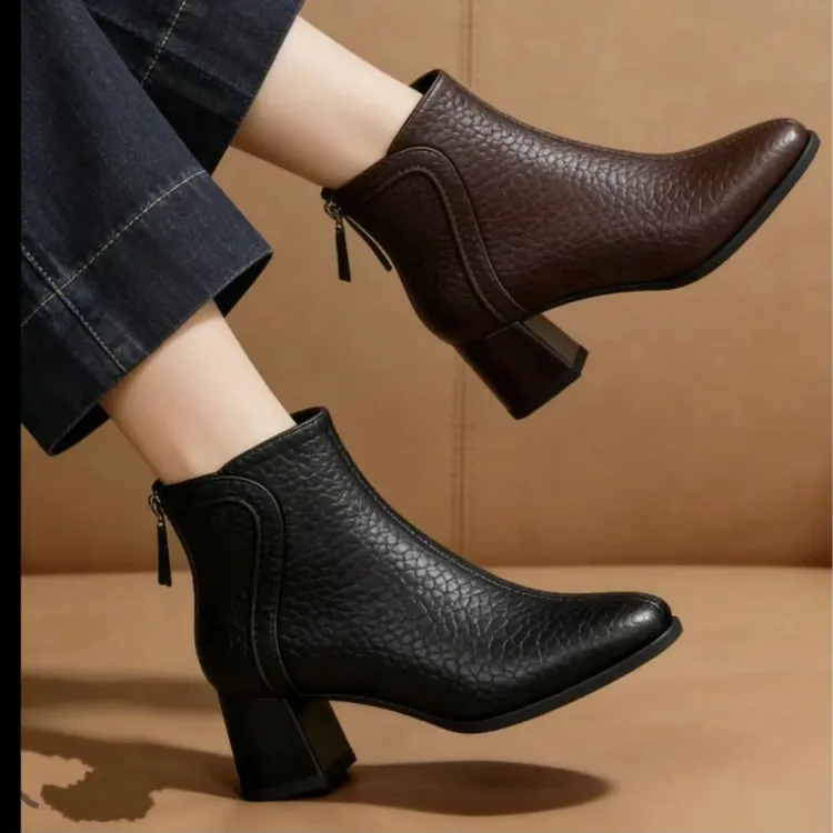 【品牌力荐】2025秋冬新款高级简约百搭设计感女短靴N0131