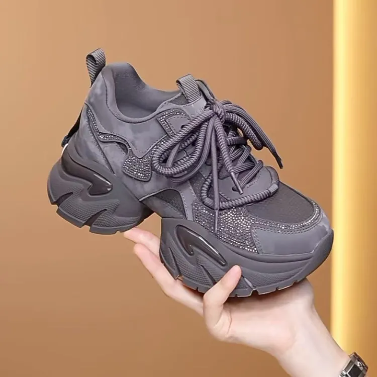 达芙妮秋冬新款加绒毛茸茸老爹鞋百搭增高加绒老爹鞋舒适女鞋LL