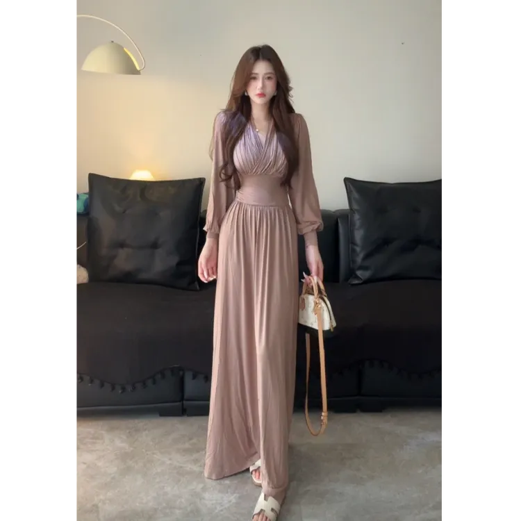 秋季新款时尚名媛气质法式长袖连衣裙V领高腰女秋装收腰显瘦