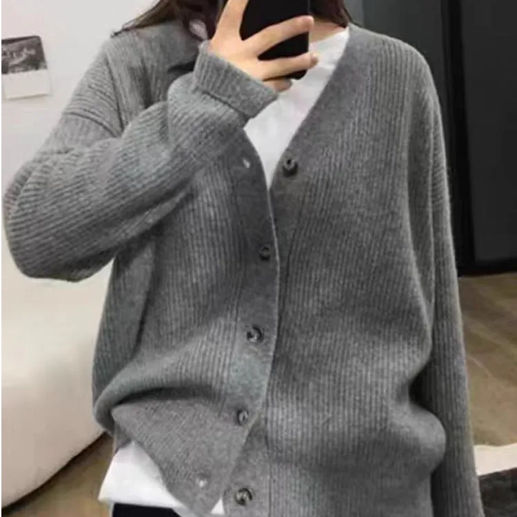 甄选澳洲羊毛宽松型长袖羊毛V领毛针织衫 百搭慵懒风时尚羊毛开衫