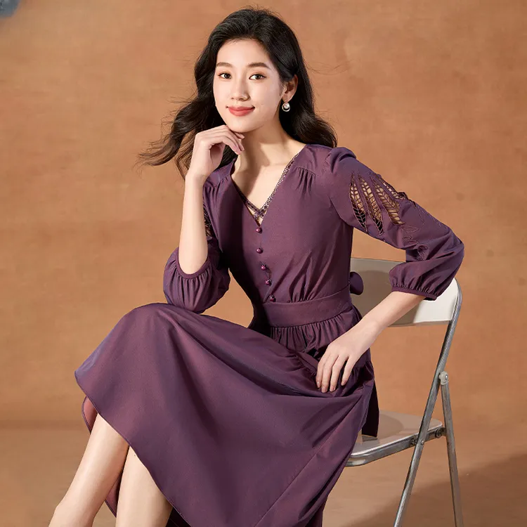 广州十三行爆款连衣裙女春夏2025高级感小香风气质妈妈喜婆婆裙子