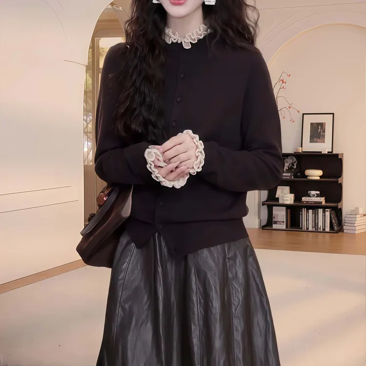 2025秋冬时尚套装爆款气质毛衣针织开衫法式休闲半身皮裙两件套女