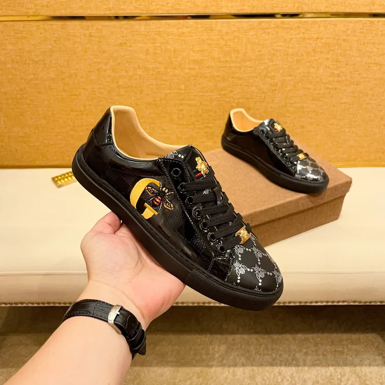 欧洲站百搭图腾休闲板鞋潮鞋黑色男士时尚潮流商务低帮英伦系带