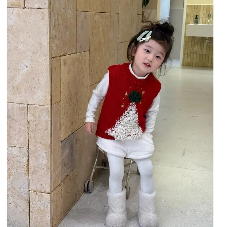 壹妈童装圣诞衣服女童马甲外穿冬季儿童圣诞树圆领针织红色背心