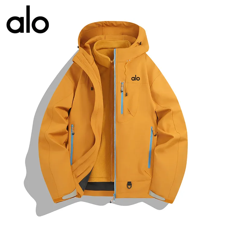 户外软壳三合一冲锋服男女通用秋季徒步骑行登山夹克外套