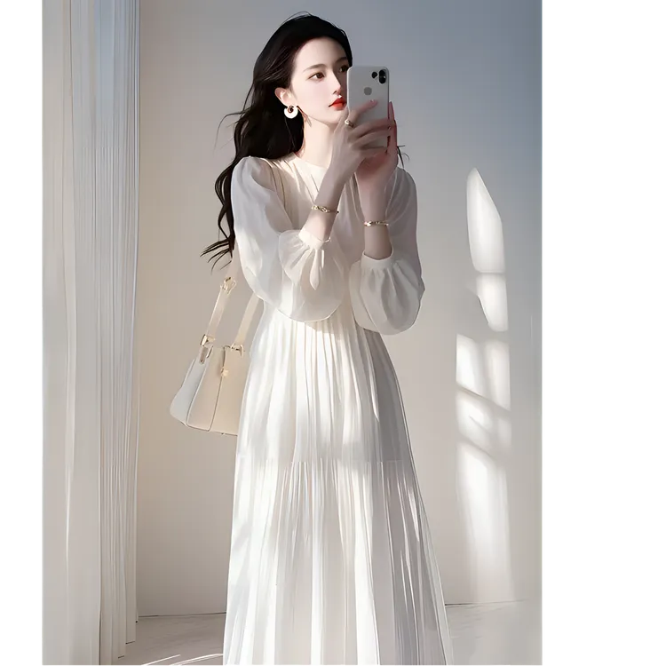 春季新款小个子法式气质宽松长裙超好看白色裙子秋冬款高端连衣裙