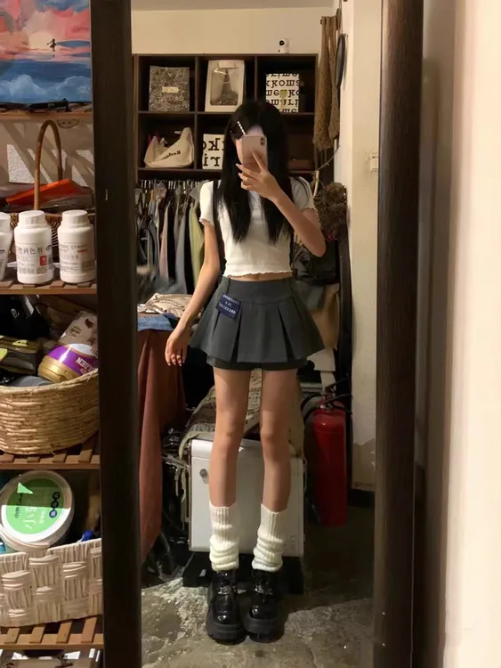 复古学院风灰色西装百褶半身裙女春夏高腰显瘦a字防走光短裙裤