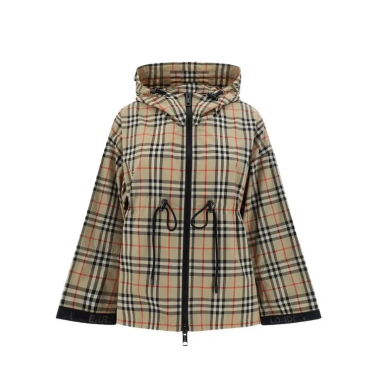 全新未使用 BURBERRY/博柏利 女士经典格纹连帽抽绳修身款冲锋衣