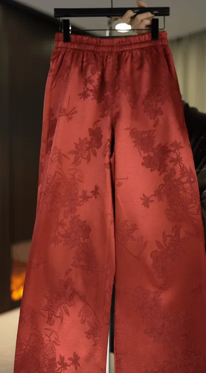 末里秋冬新年新款朱砂红直筒裤加绒加厚新年款