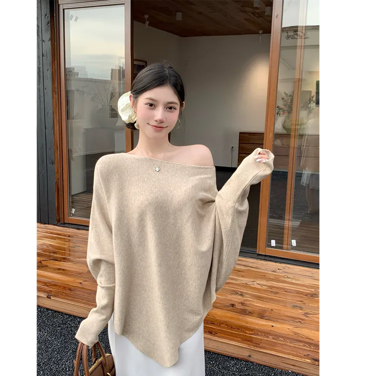 新款宽松蝙蝠袖毛针织女秋冬软糯慵懒感百搭上衣