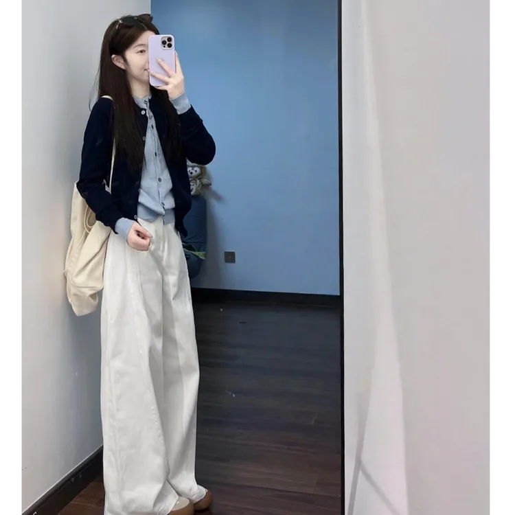 初秋高级感洋气减龄网红款两件套气质假两件针织衫白色裤子套装女